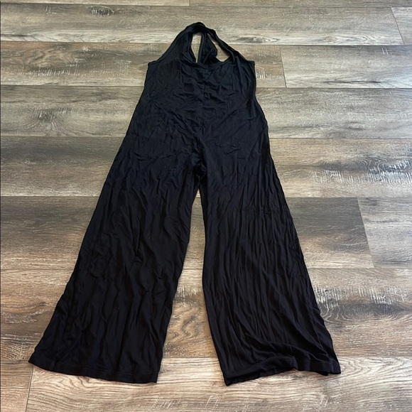 Vie Active Black Jumpsuit with Palazzo Legs NWOT size XS - Picture 1 of 4